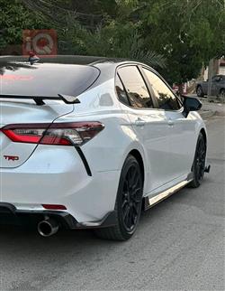 تۆیۆتا کامری